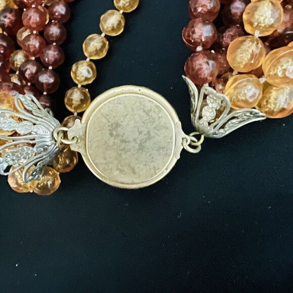 Vintage Chunky Amber Yellow Lucite Multi Strand Beaded Necklace Dome Box Clasp - Picture 16 of 16